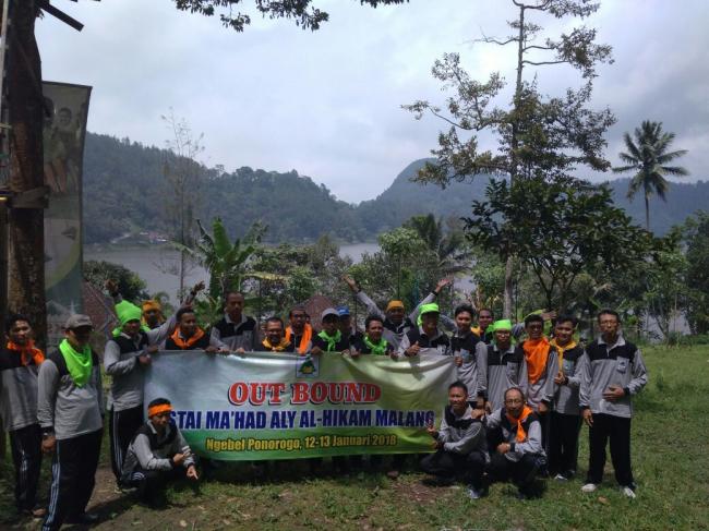 Outbound Asah Kebersamaan dan Kekompakan STAIMA